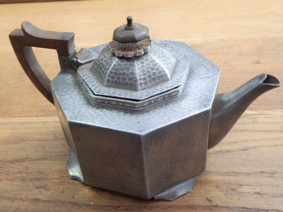 Pewter - Vintage Sheffield pewter tea pot was listed for R150.00 on 23